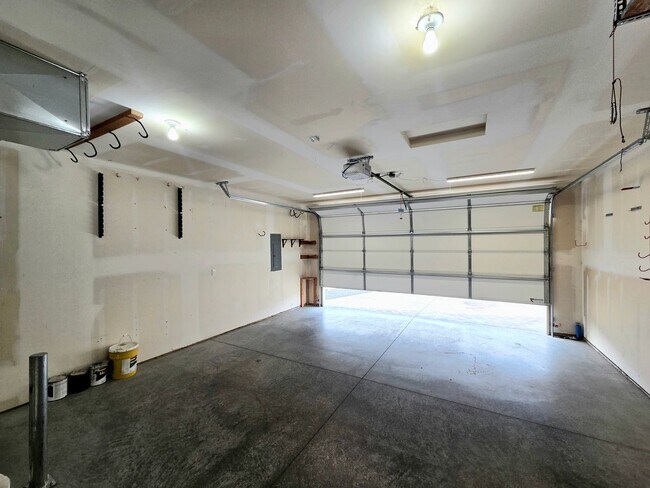 Building Photo - Sage Brooke Neighborhood 3 Bed, 2 Bath House for Rent!