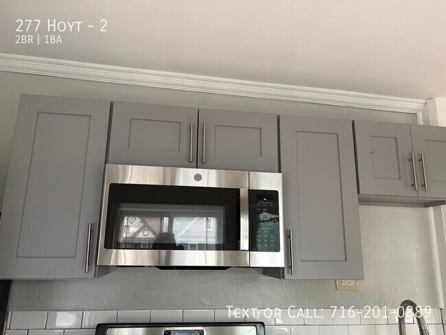 Building Photo - 277 Hoyt-2