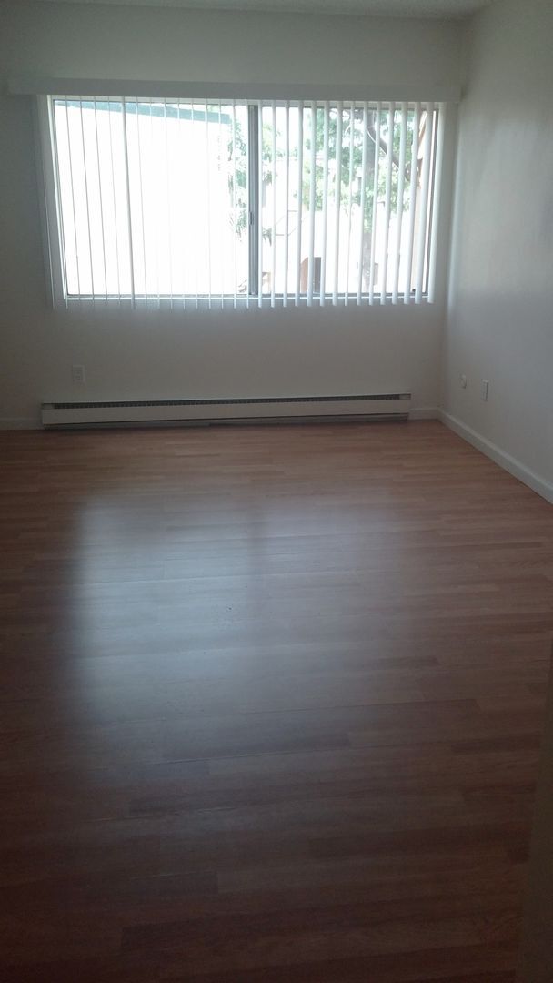 Building Photo - Lovely upgraded Condo near Grossmont College!