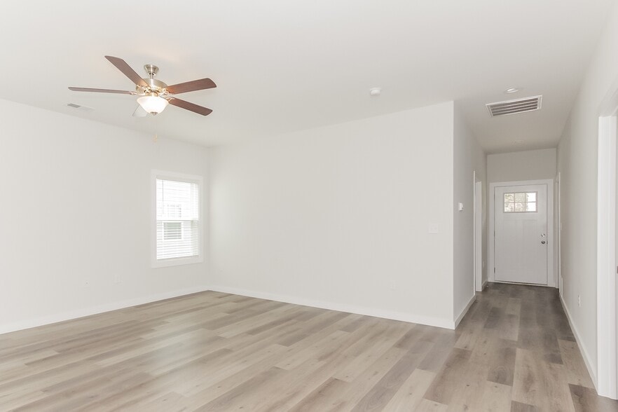 Building Photo - 936 Cassidy Dr