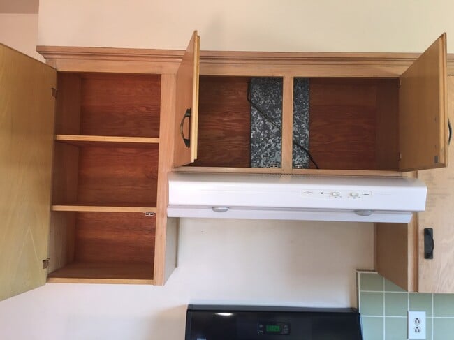 Building Photo - VOGT-120 West Pacheco