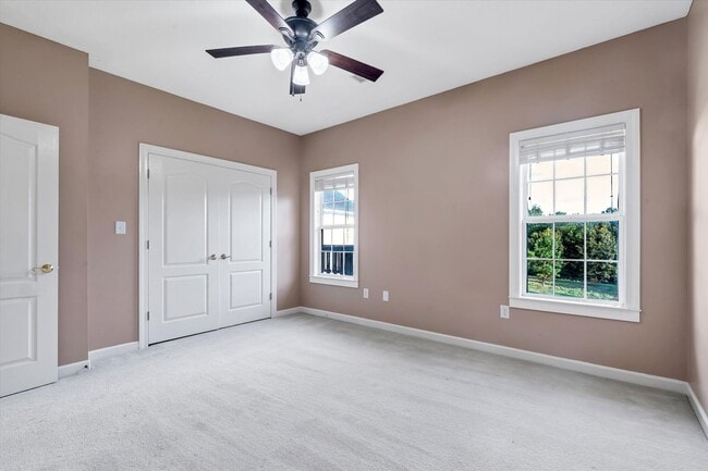Building Photo - Spacious 5-Bedroom Home on 1.5+ Acres in West Side School District