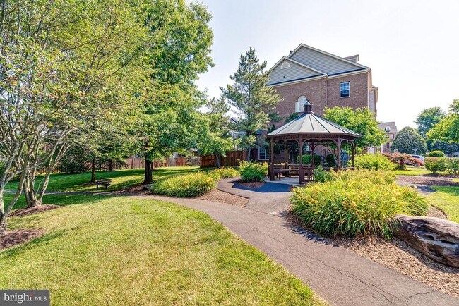 Building Photo - 12587 Birkdale Way