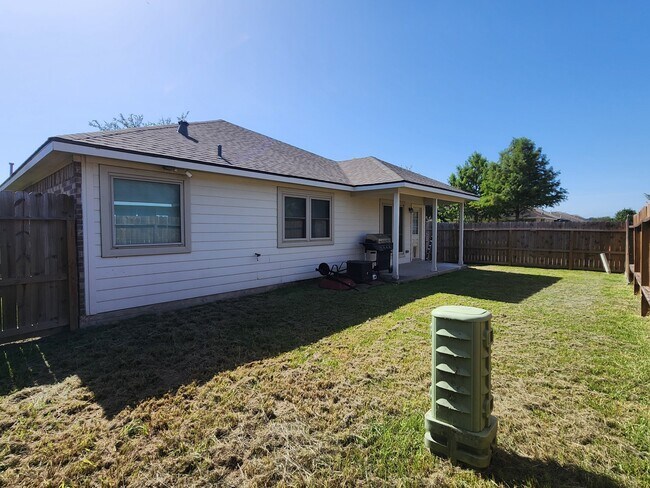 Building Photo - 11742 Fortune Park Dr