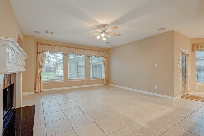 Building Photo - 22518 Silvermist Ln