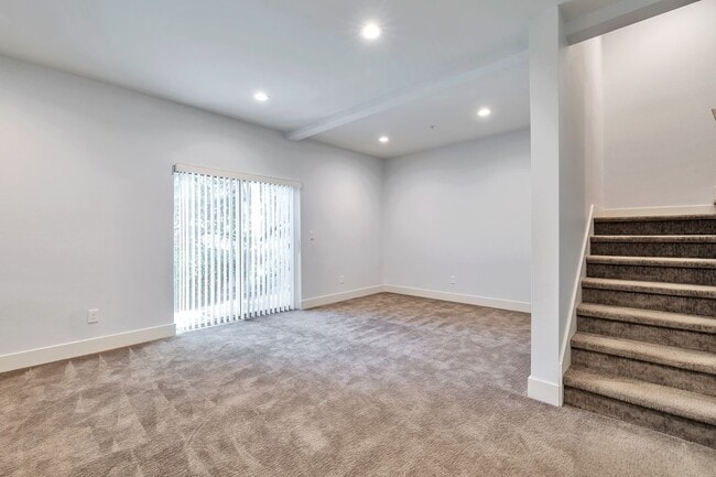 Building Photo - 309 S 47th St