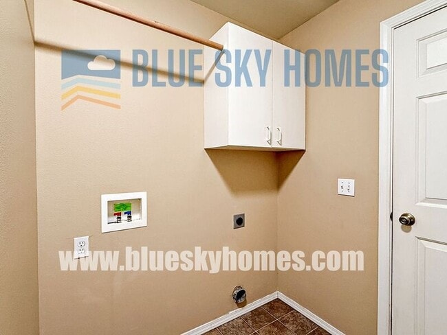 Building Photo - 9536 W Ben St