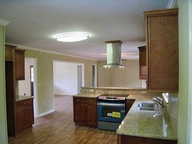 Building Photo - 759 Mockingbird Ln
