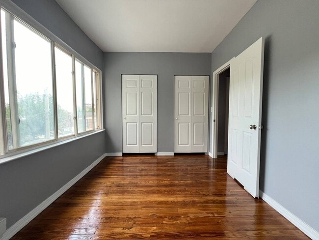 Building Photo - 27 Alton Pl