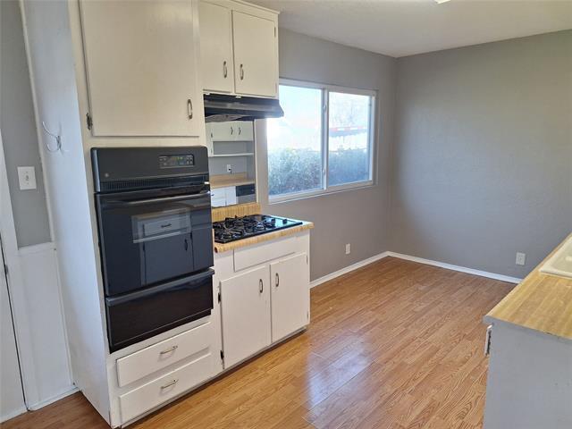 Building Photo - 740 Thomas Ave