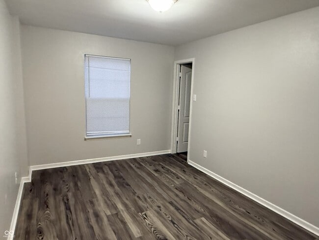 Building Photo - 2327 Bristol Dr