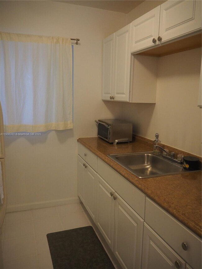 Building Photo - 75 Washington Ave