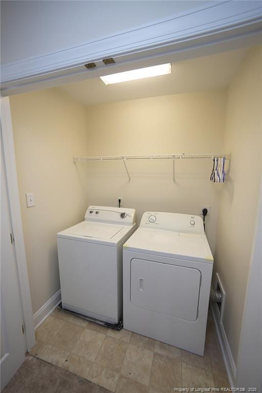Building Photo - 9506 Dellbrook Ct