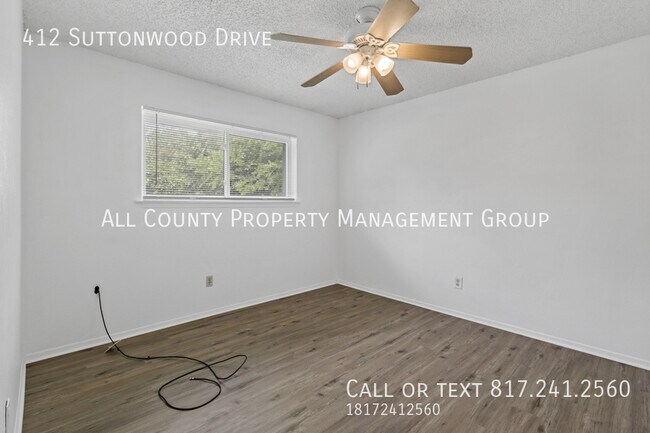 Building Photo - 412 Suttonwood Dr