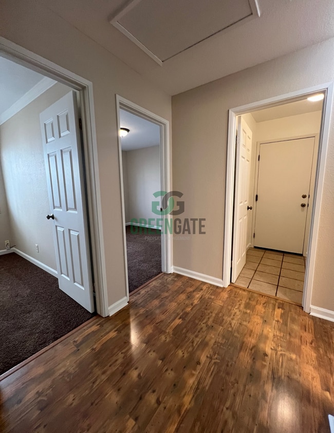 Building Photo - 3901 Setrok Ct
