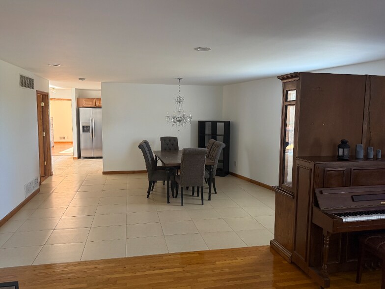 Building Photo - 147 Liberty Ave