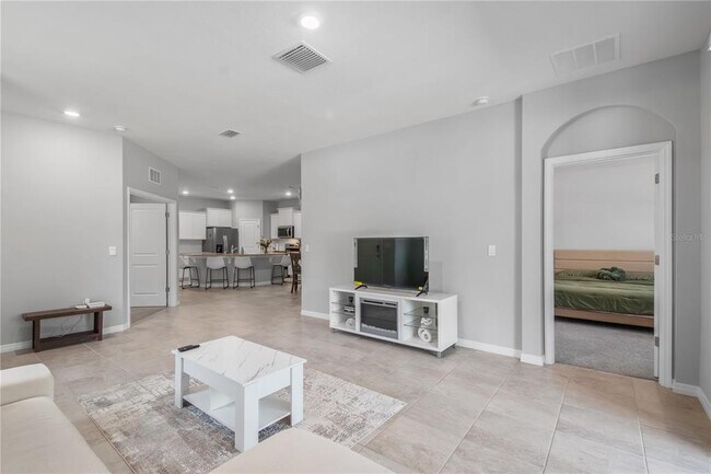 Building Photo - 5223 NW 48th Pl