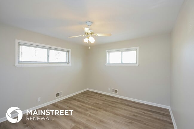 Building Photo - 1344 Elmer Dr