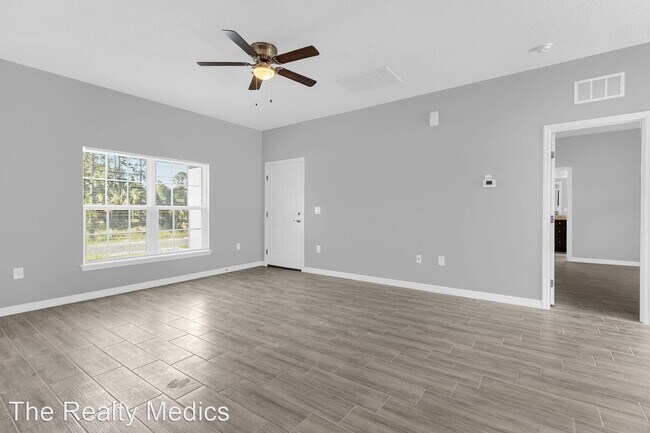 Building Photo - 3 br, 2 bath House - 2782 Wright Ave SE