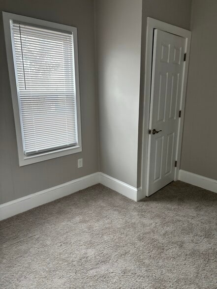 BEDROOM #3 - 614 Hunter St