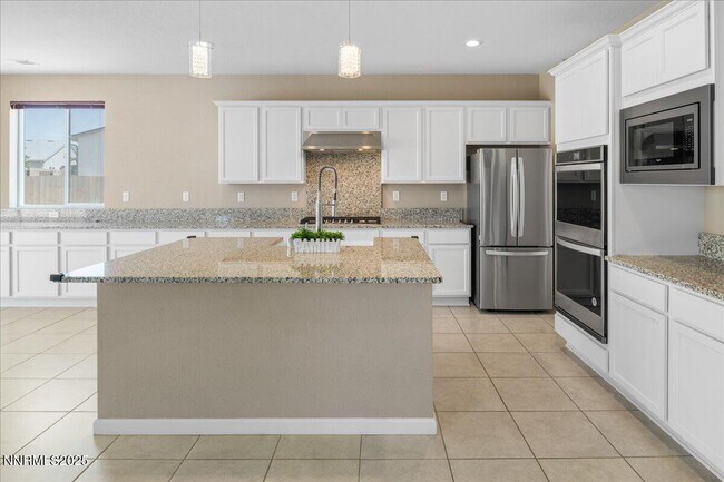 Building Photo - 2228 Butte Creek Dr