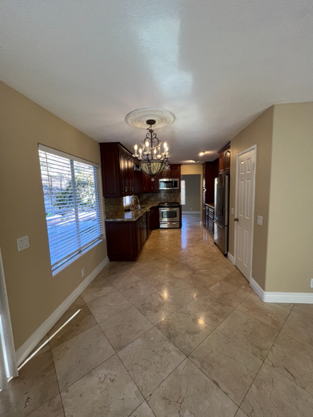 Building Photo - 3399 Northwood Dr