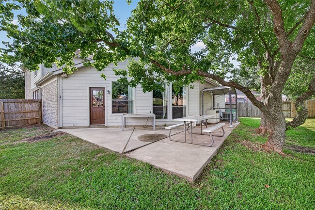 Building Photo - 14402 Barker Pelican Ct