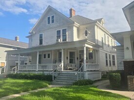 Building Photo - 817 W Wayne St