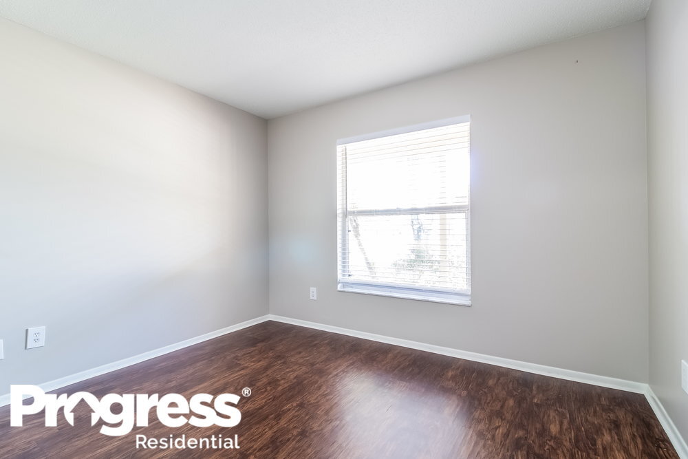 Building Photo - 2645 Annhurst Ave