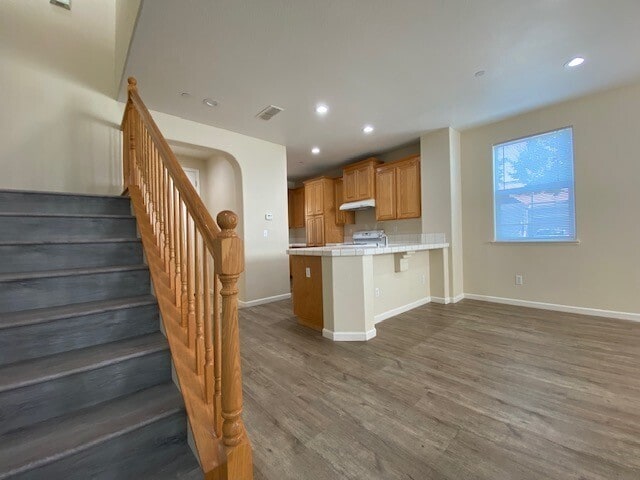 Building Photo - Charming 3-Bedroom, 2.5-Bath, 1,453 Sq. Ft...