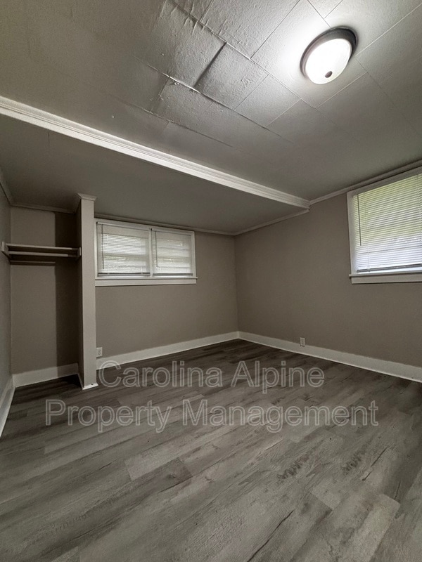 Building Photo - 145 Parrish St