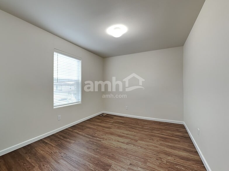 Building Photo - 11022 191st St Ct E