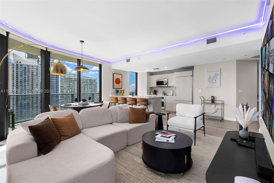 Building Photo - 45 SW 9th St