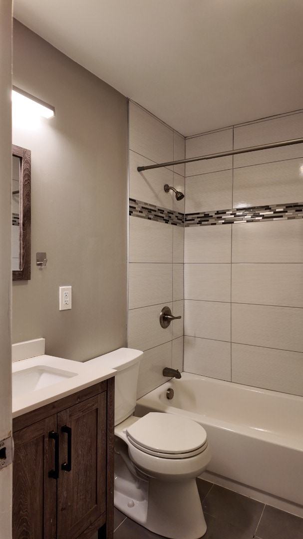 Building Photo - Fresh, Two-Story OTR Duplex with Downtown Views – Renovated 3BR/2BA, In-Unit Laundry