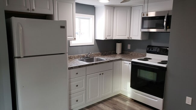 Building Photo - 2br 1ba Mobile Home