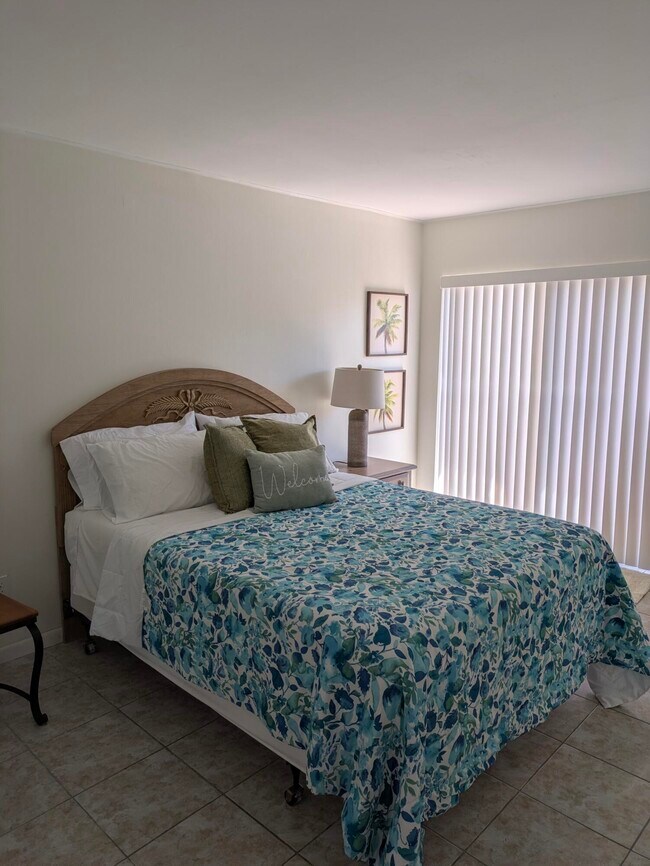 Building Photo - 1772 Gulfstream Ave