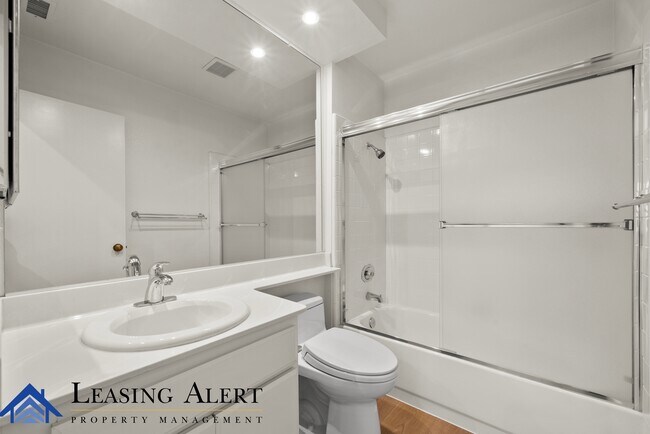 Building Photo - 23459 W Riversbridge Way