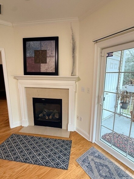 Building Photo - 2000 Davenport Ave