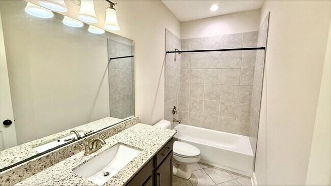 Building Photo - 10012 Adagio Cv