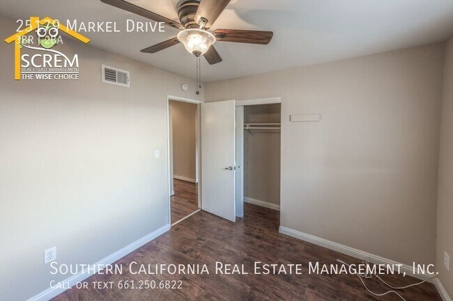 Building Photo - Single Story Three Bedroom Home in Newhall