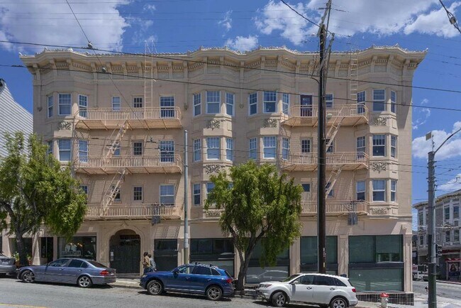 Building Photo - 312 Fillmore St