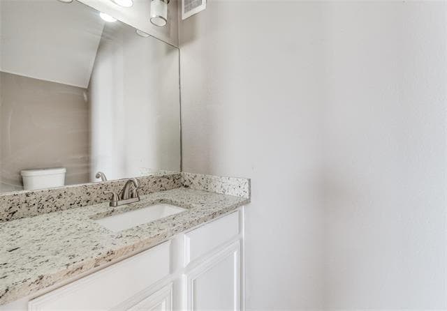 Building Photo - 8750 Park Ln