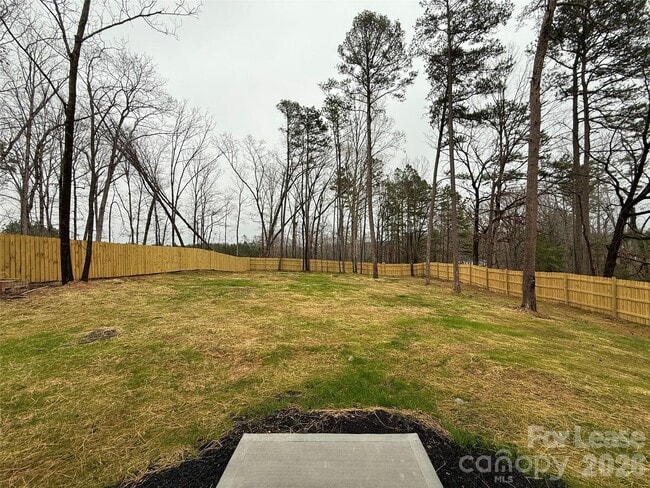 Building Photo - 20 Ridgecrest Ave