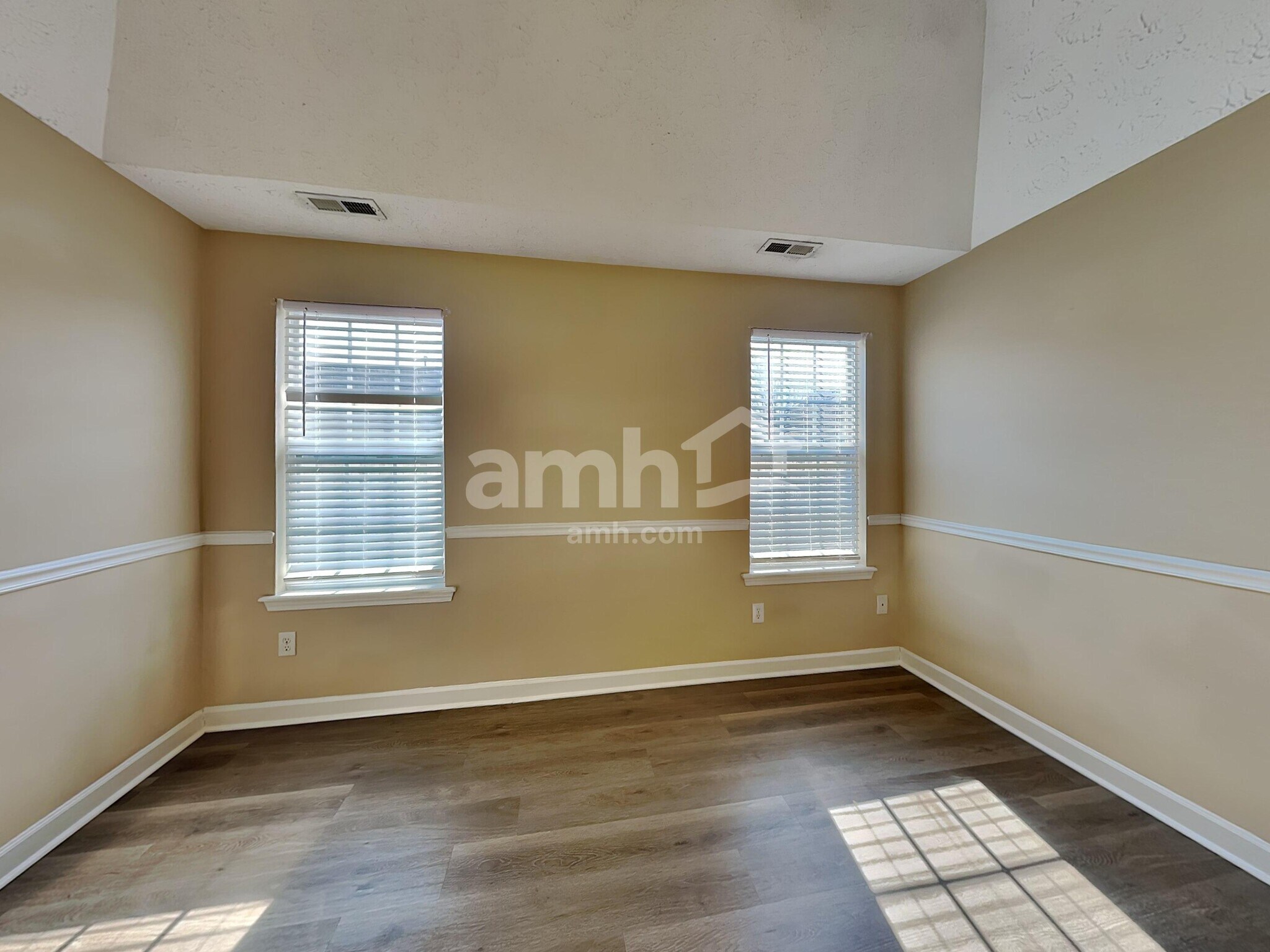 Building Photo - 209 Jones Rd