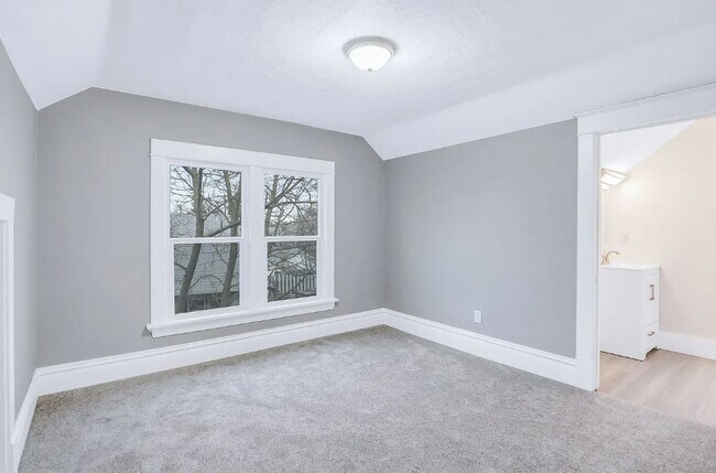 Upstairs Bedroom 3 - 1719 E Empire Ave