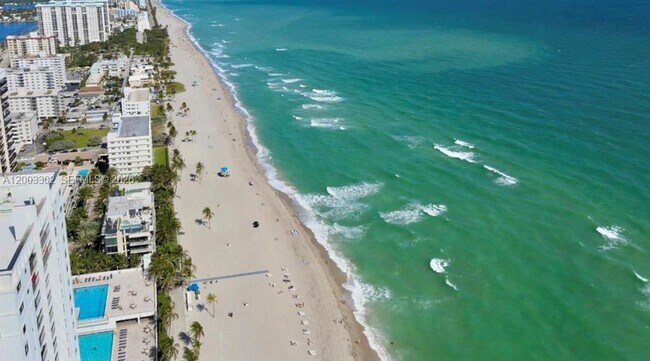 Building Photo - 2201 S Ocean Dr