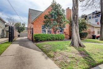 Building Photo - 1313 Peden St