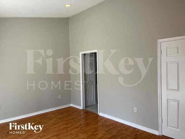 Building Photo - 11524 SW 152nd Ct