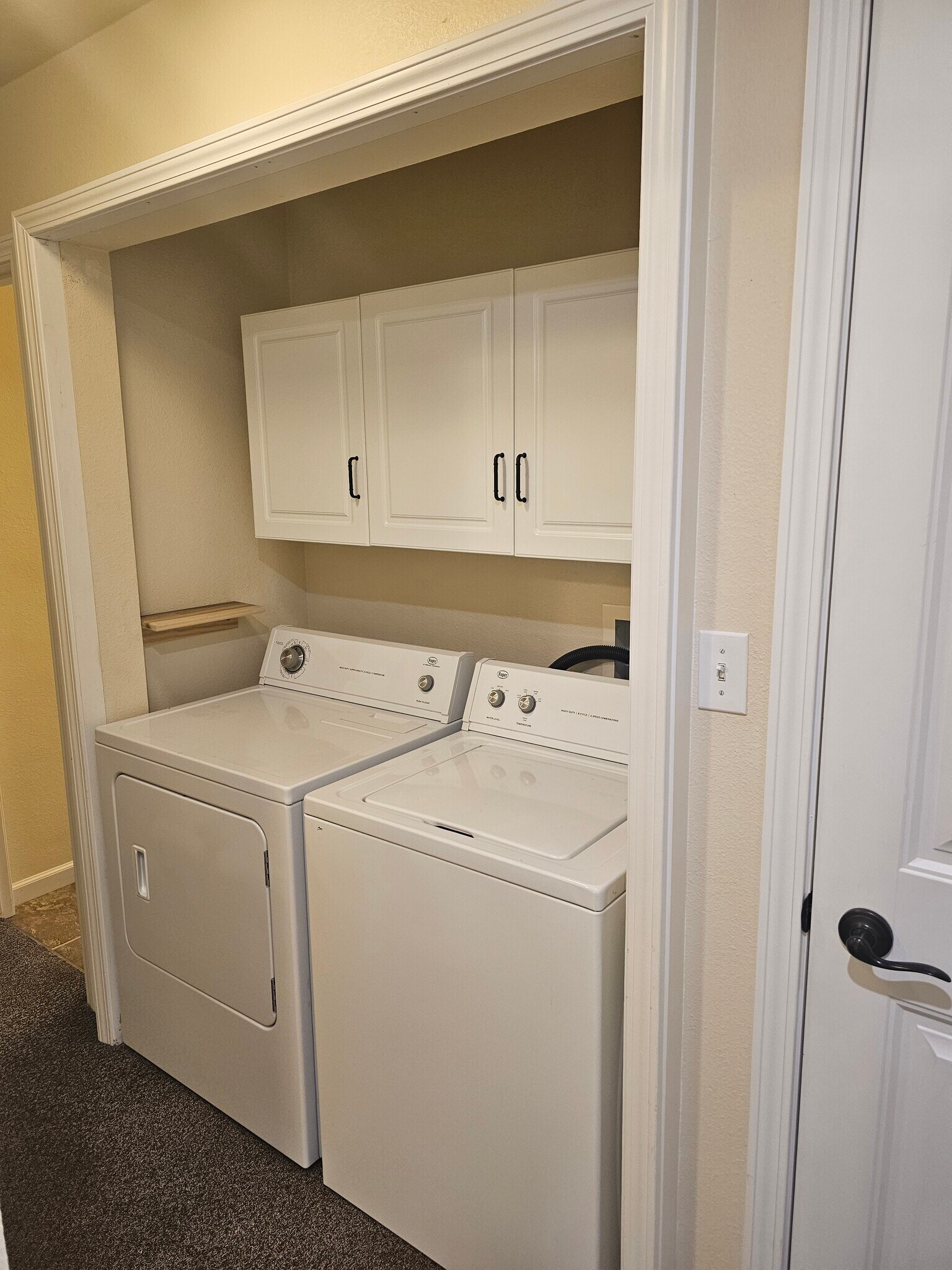 Building Photo - 2608 Gallery View Dr