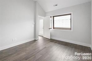 Building Photo - 1212 Minter Pl